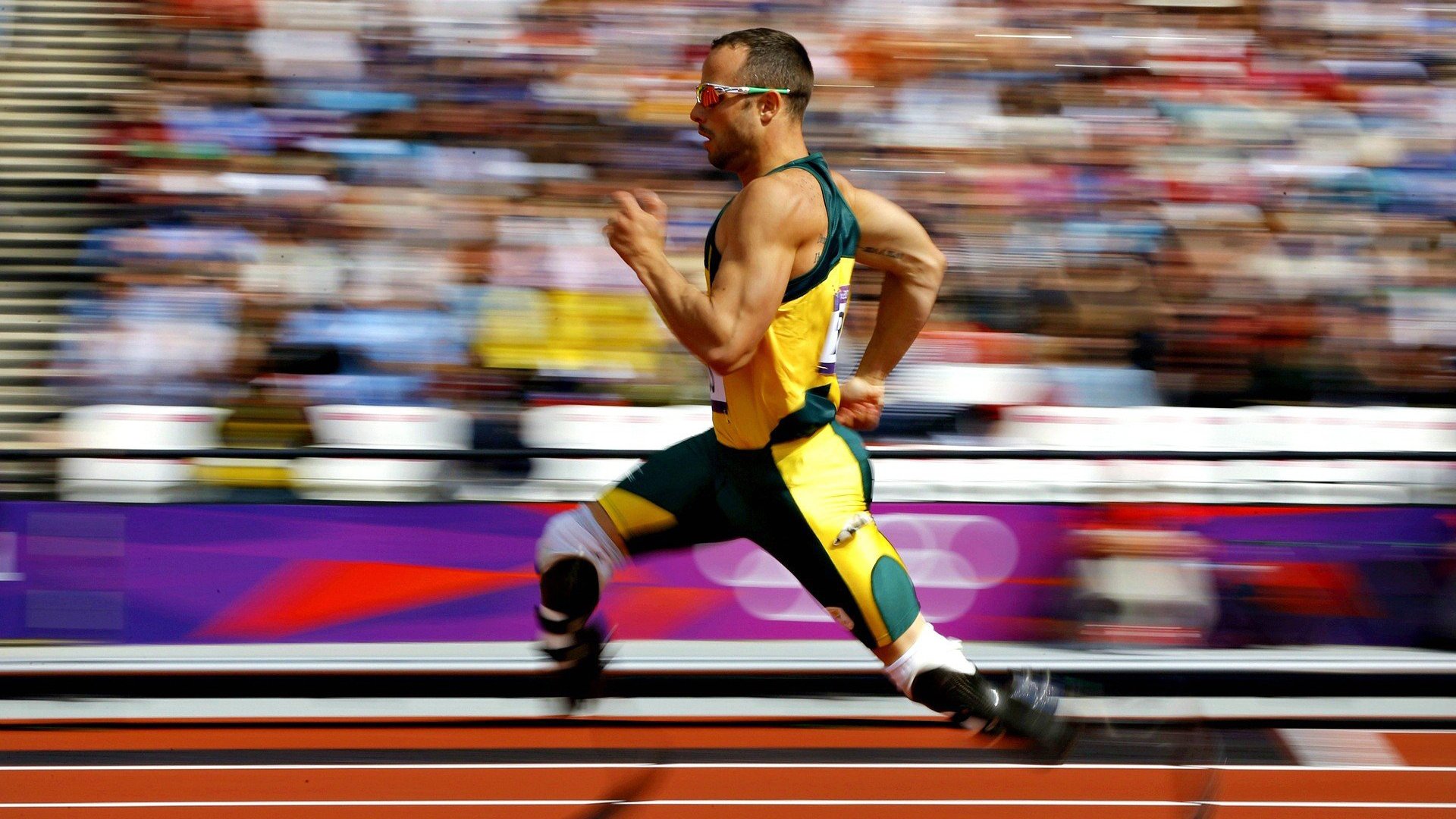 智能单车联机骑行赛 全球车友同时在线爬“虚拟山”